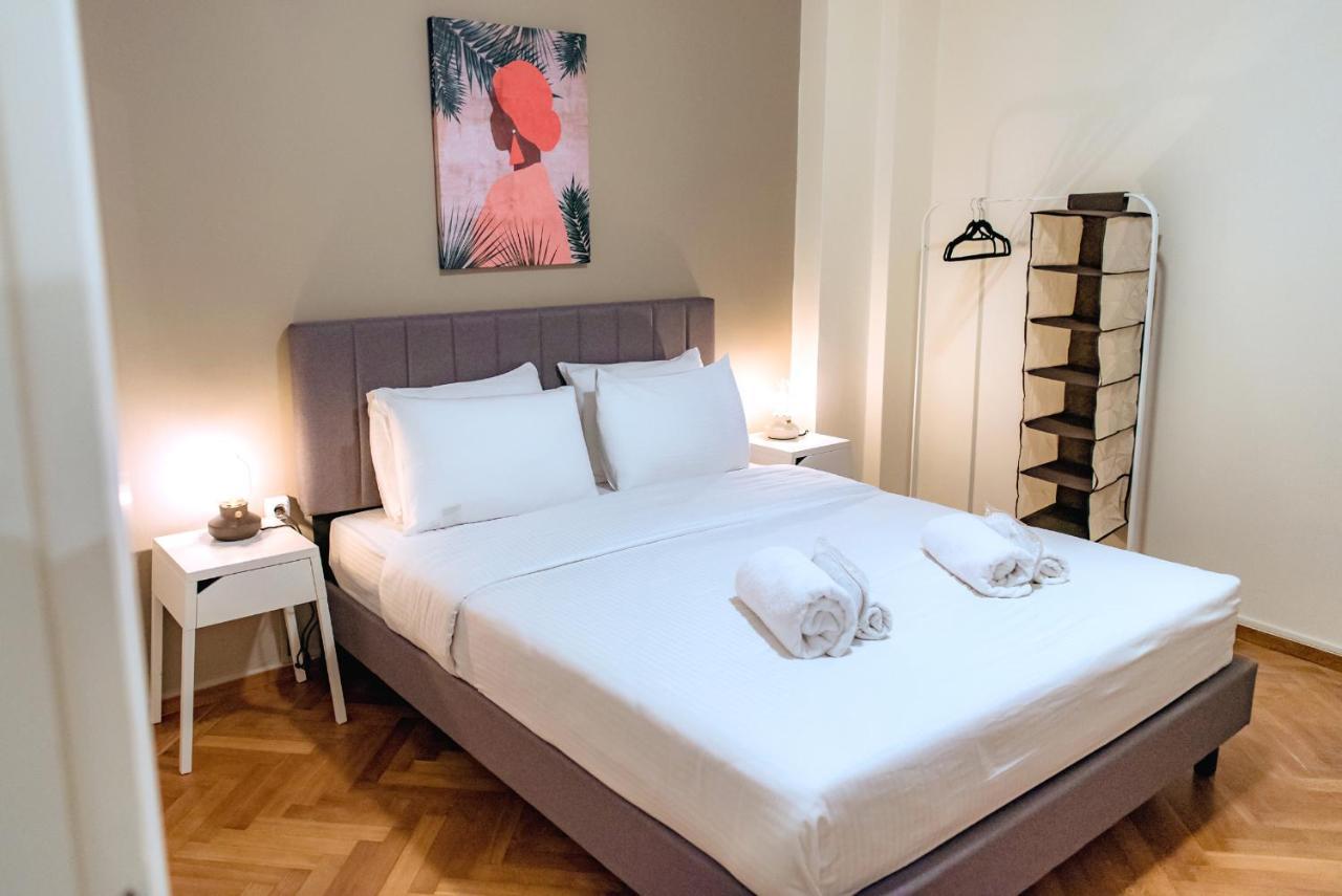 Plaka Apartment Афіни Екстер'єр фото